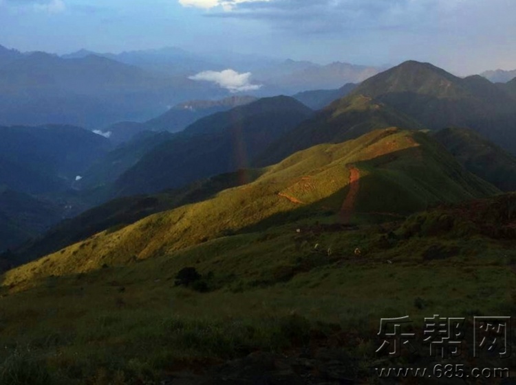 三登齐云山 (14).jpg