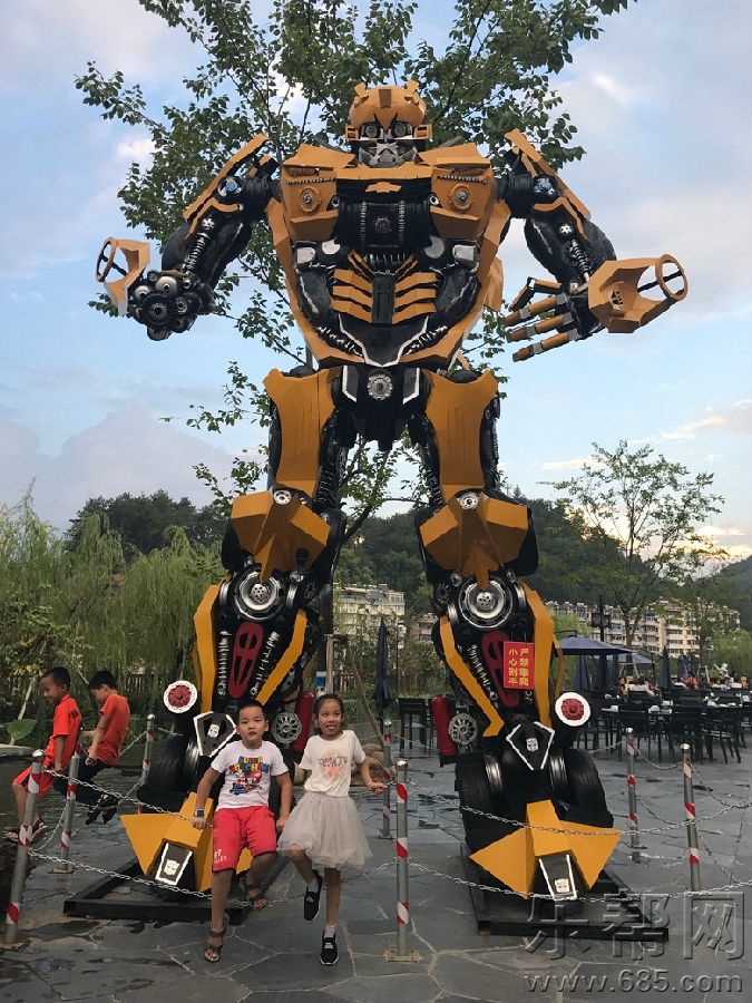 middle_780x1040-083300_v2_13571505089980767_feaf82d584b632db1a8795f56e2f7c62.jpg